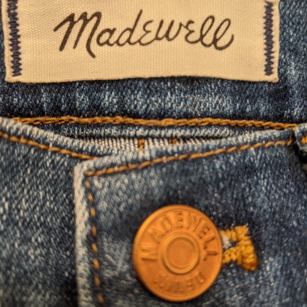 Madewell Petite 9" Mid-Rise Skinny Jeans - Picture 6 of 9